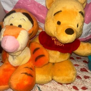 Disney Tigger and Pooh Plush Duo - Orange and Yellow